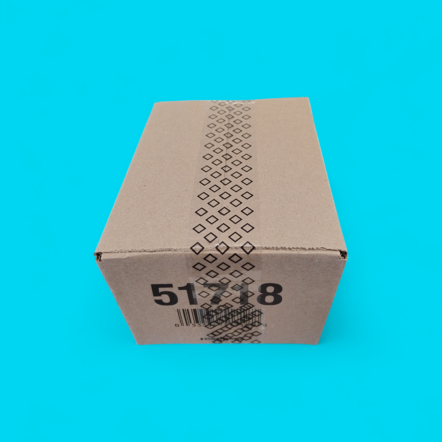 2023-24 Upper Deck Ultimate Collection Hockey 8-Box case