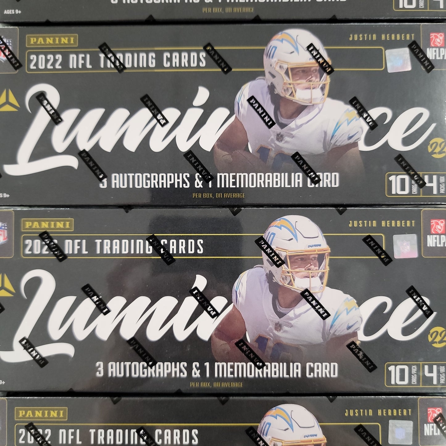 2022 Panini Luminance Football Hobby Box