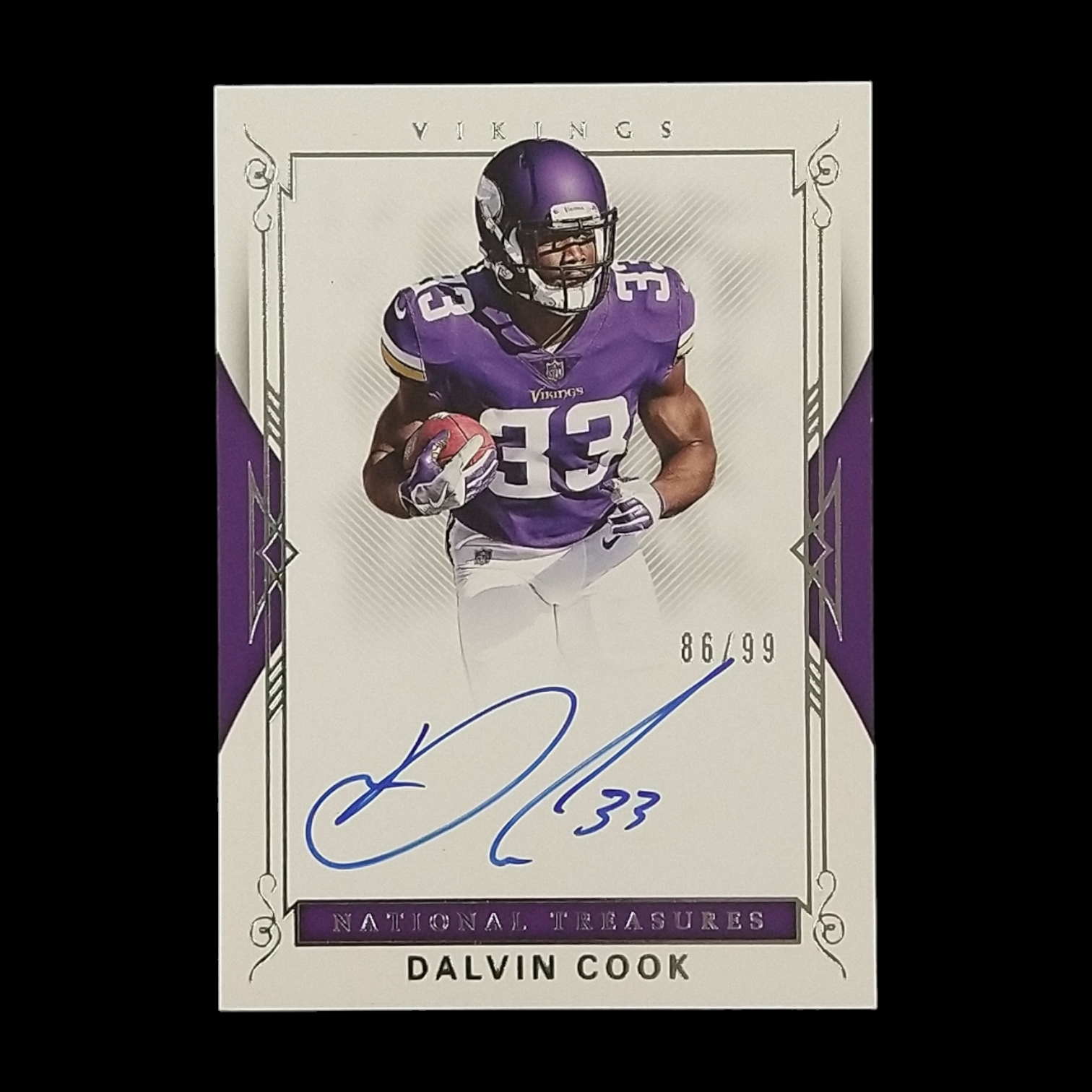 Dalvin Cook popular Panini Elite Autograph Holo Rookie Card 50/50