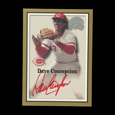 2000 Fleer Skybox Dave Concepcion Red Ink SP Autograph