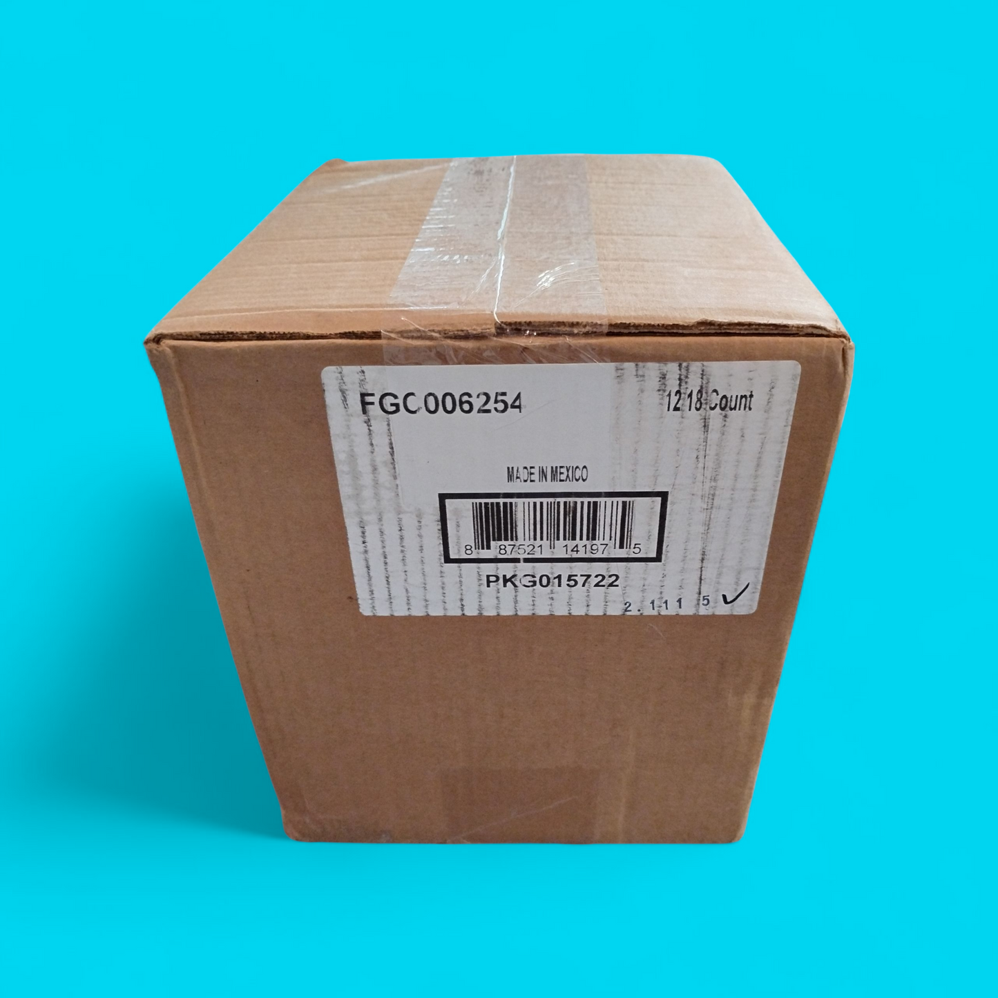 2025 Topps VeeFriends Chrome Hobby 12 Box Case