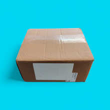 Load image into Gallery viewer, 2025 Topps UFC Knockout Hobby 8 Box Case