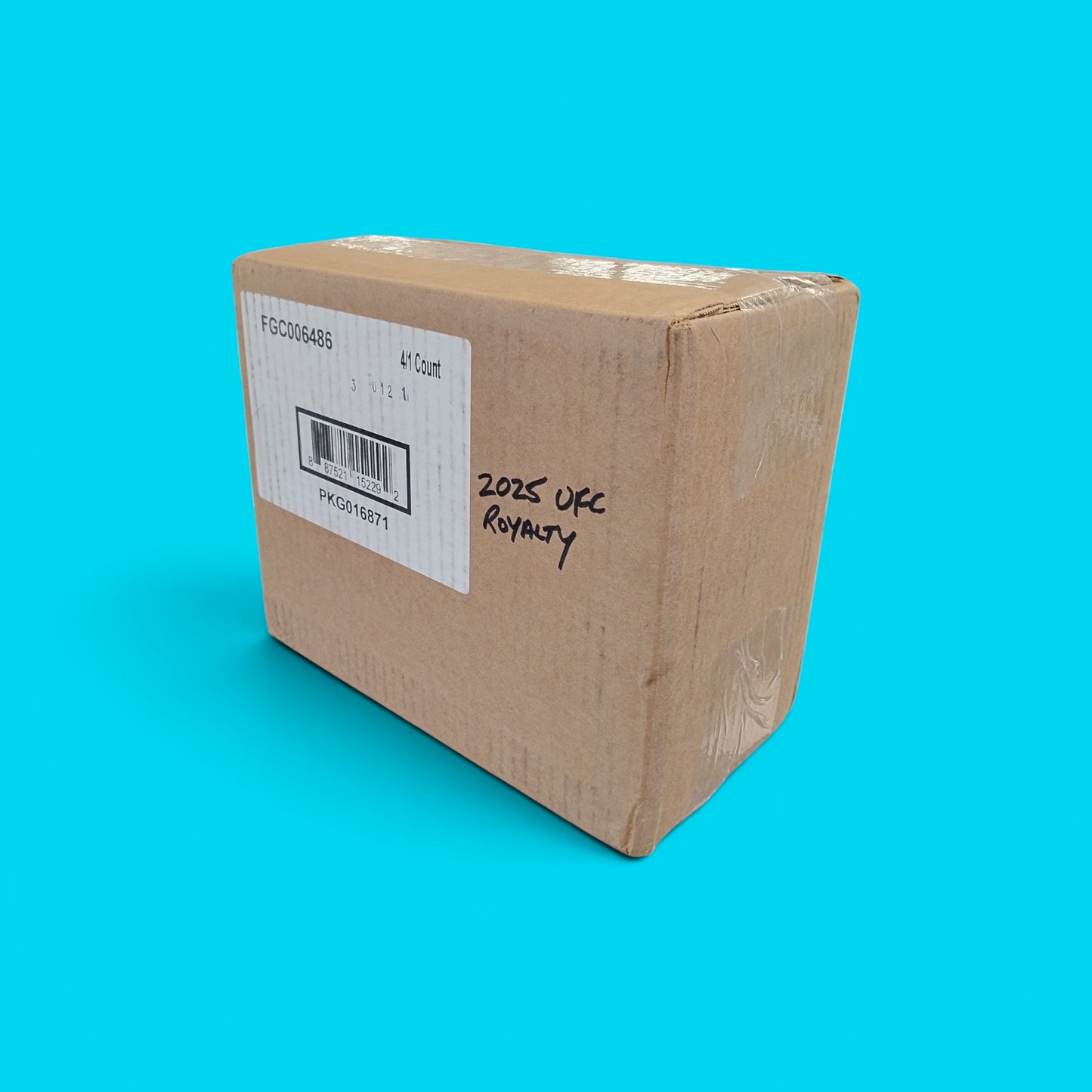 2025 Topps Royalty UFC Hobby 4-Box Case