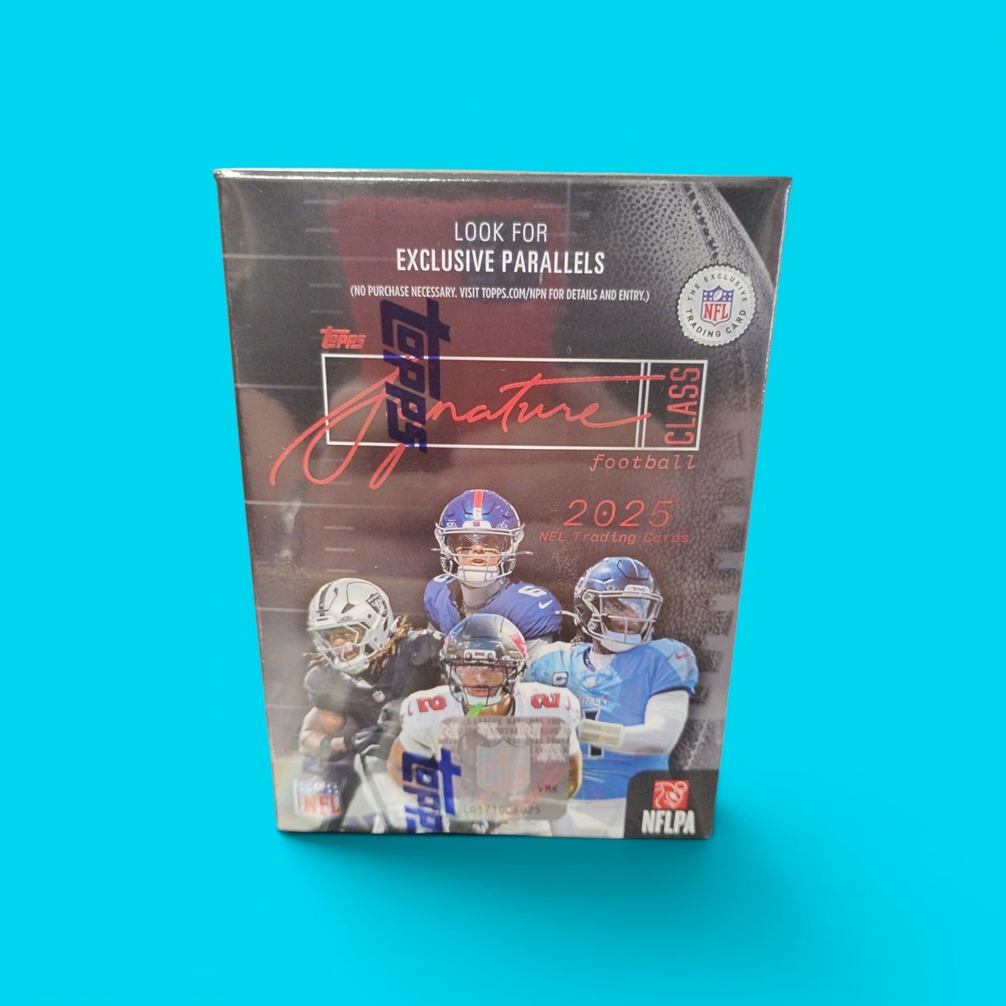 2025 Topps Signature Class Football Blaster Box