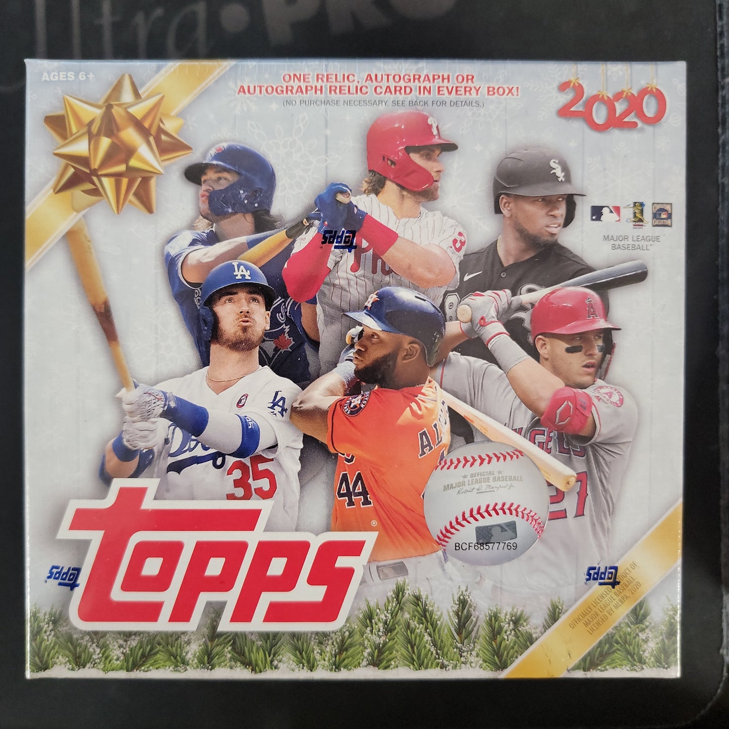 2020 Topps Holiday Mega Box